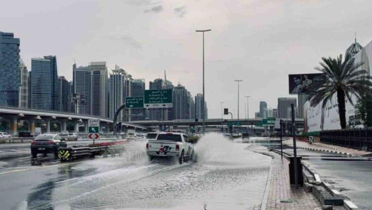 Dubai Weather Alert: Rain, Thunderstorms & Strong Winds Forecast Until Friday