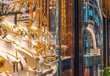 Dubai Gold Prices Climb Again as Geopolitical Jitters Push Investors Toward Safe Havens