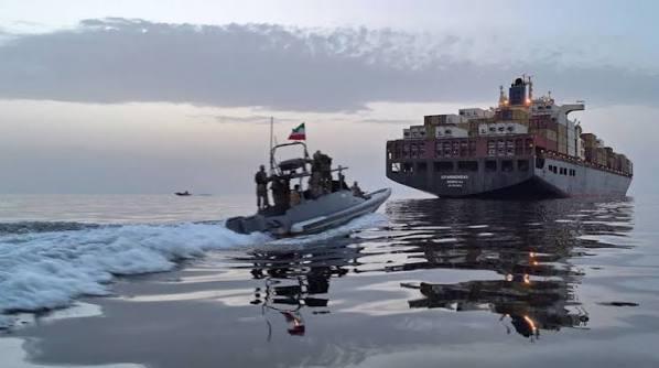 Iran Threatens New "Restricted Zone" Beyond Strait of Hormuz, Raising Gulf Shipping Alarm