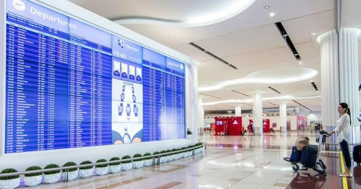 Dubai and Abu Dhabi Airports Stay Largely on Schedule Despite Regional Airspace Disruptions