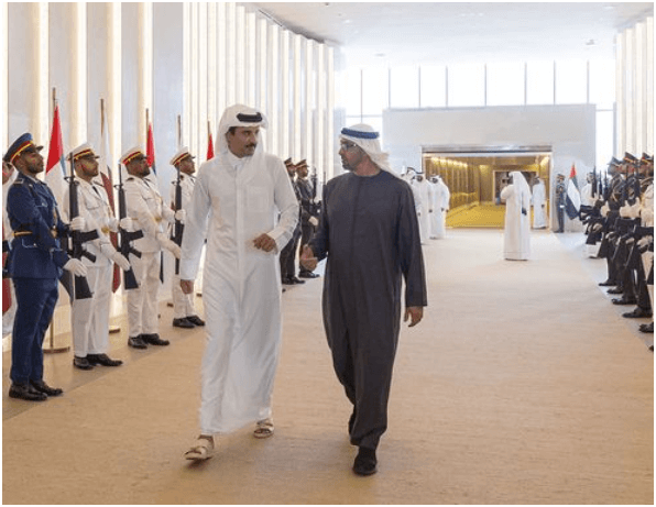 UAE: Sheikh Mohamed Welcomes Emir of Qatar in Abu Dhabi