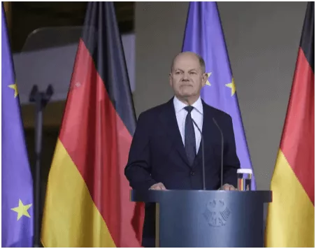 Germany in Turmoil: Ruling Coalition Collapse Challenges Chancellor Scholz Amid Fiscal Policy Clash and Upcoming Confidence Vote